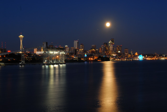 Super Moon Over Seattle