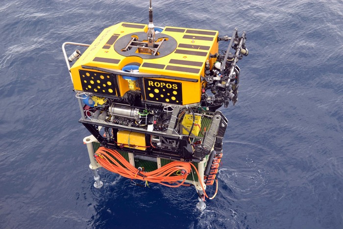 ROPOS Taking MJ03C to the Seafloor
